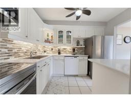 48 GUERIN Avenue - 15
