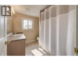 67 CHANTILLY Street - 27