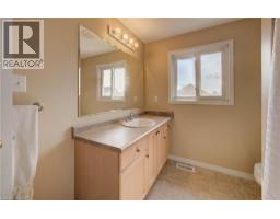 67 CHANTILLY Street - 28