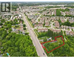 651 DUNDAS Street S - 32