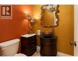 218 MACAULAY Street E - 11
