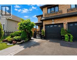 218 MACAULAY Street E - 3