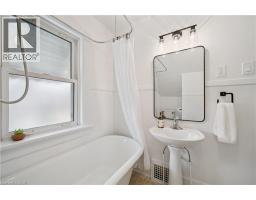 188 WENTWORTH Avenue - 18