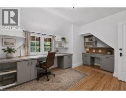 4 FORSYTH Avenue N - 12