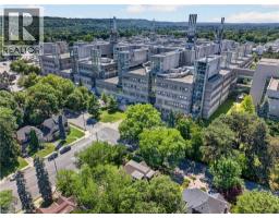 4 FORSYTH Avenue N - 44