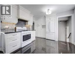 5372 SPRUCE Avenue - 8