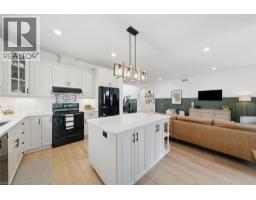 395 FOXTAIL Avenue - 12