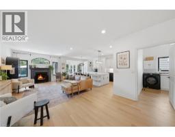 395 FOXTAIL Avenue - 3