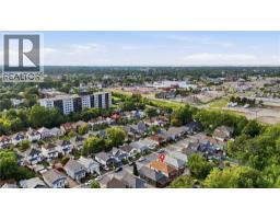 52 BERRYMAN Avenue - 41