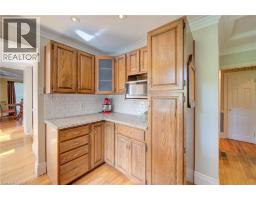 24 FOREST Road - 17