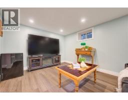 24 FOREST Road - 27