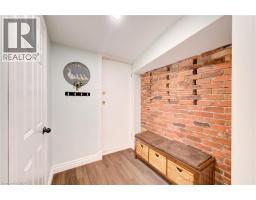 24 FOREST Road - 32