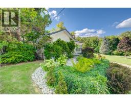 24 FOREST Road - 43