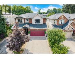40 SUNNYCROFT Court - 1