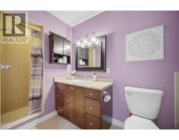 40 SUNNYCROFT Court - 24