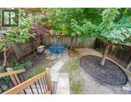 40 SUNNYCROFT Court - 42