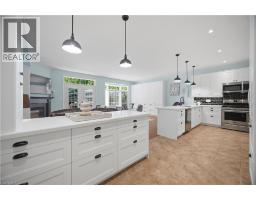 40 SUNNYCROFT Court - 6