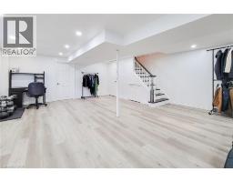 367 HEMLOCK Avenue - 44