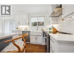 303 MARTINDALE Crescent - 13