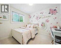 303 MARTINDALE Crescent - 16