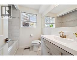 303 MARTINDALE Crescent - 17