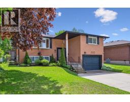 303 MARTINDALE Crescent - 2