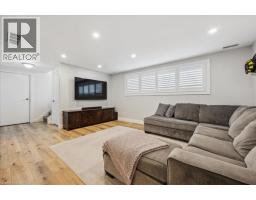 303 MARTINDALE Crescent - 25