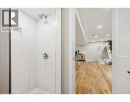 303 MARTINDALE Crescent - 30