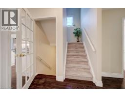 451 BURNETT Avenue - 17