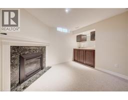 451 BURNETT Avenue - 27