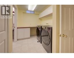 451 BURNETT Avenue - 30