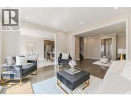24 WEATHERALL Avenue - 12