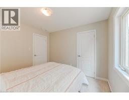 24 WEATHERALL Avenue - 38
