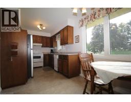 14 BERKLEY Crescent - 10