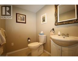 14 BERKLEY Crescent - 21