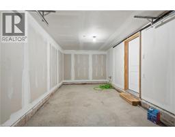 19 ROXANNE Drive UnitNo. 119 - 26