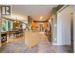 910 WALTON Avenue N - 14
