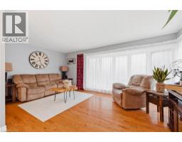 120 ELGIN Crescent - 6