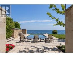 2054 LAKESHORE Road E - 32