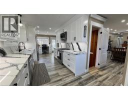 813 SEACLIFF Drive - 5