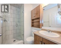 4290 VICTORIA Road S - 18