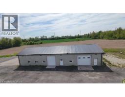 4290 VICTORIA Road S - 34