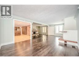 4290 VICTORIA Road S - 9