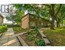18 RIVERDALE Drive - 24