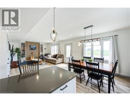 140 WINSTANLEY Street - 14