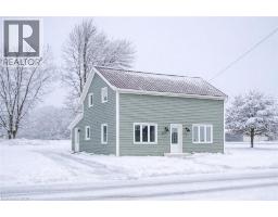 140 WINSTANLEY Street - 2