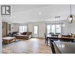 140 WINSTANLEY Street - 6