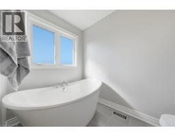 8 MYRTLE Street - 35