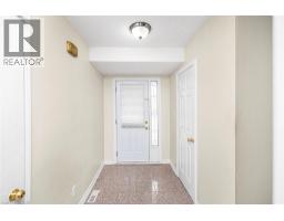 391 STONE CHURCH Road E UnitNo. 52 - 5