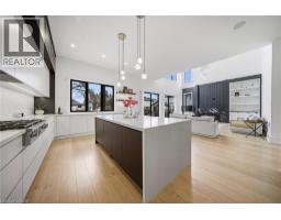 2556 GLENGARRY Road - 14